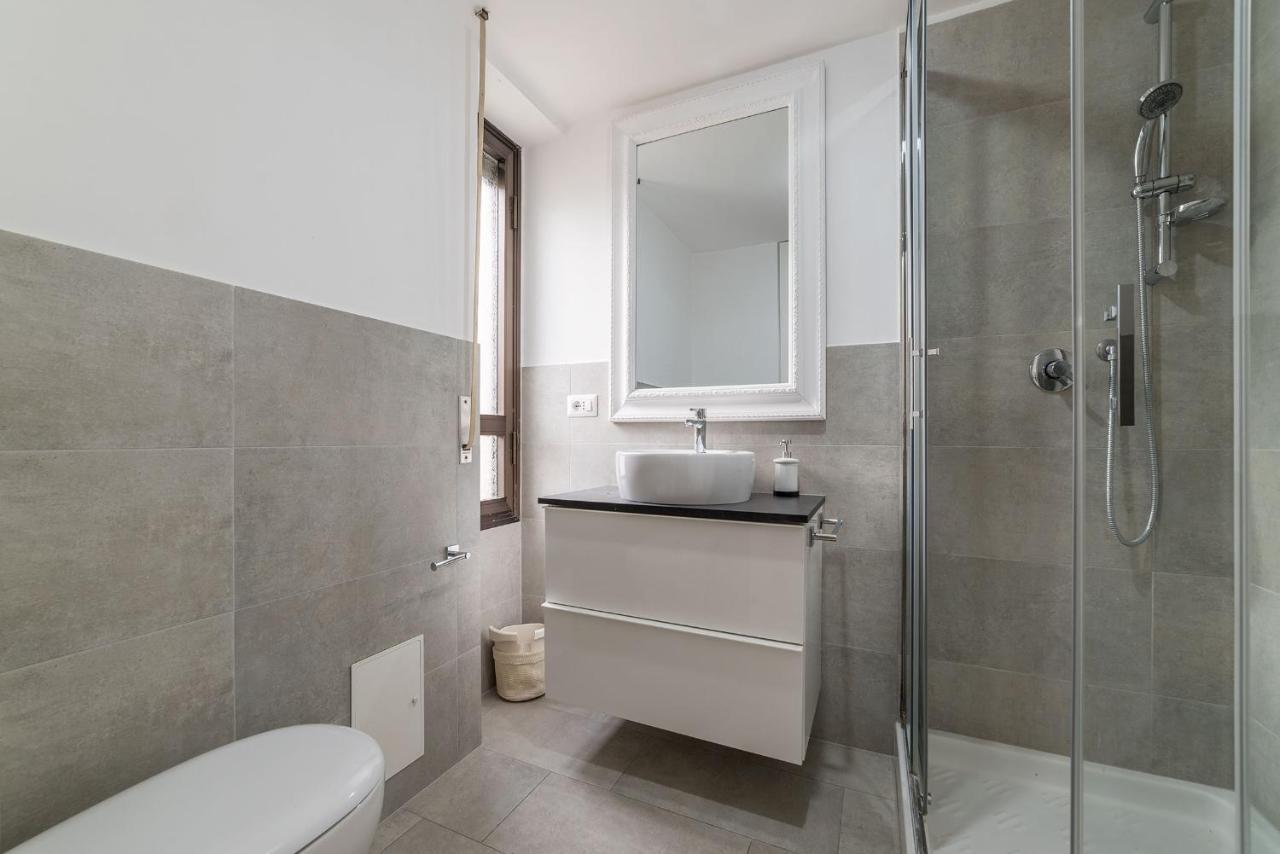Sant'Angelo Modern Apartment Рим Екстер'єр фото