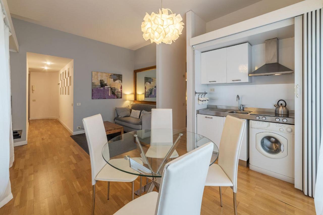 Sant'Angelo Modern Apartment Рим Екстер'єр фото